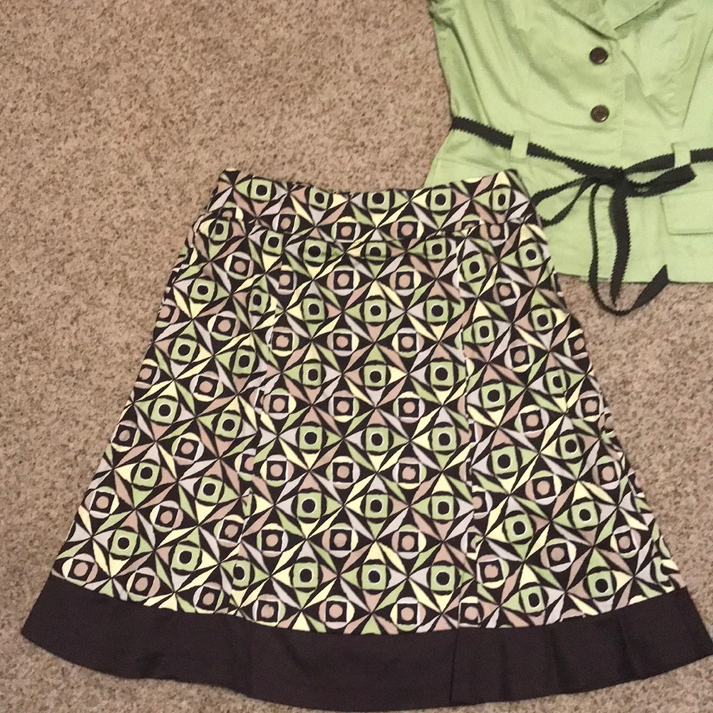 Two piece ensemble - Picture 3 of 3